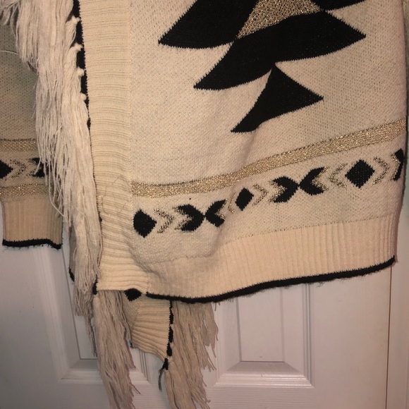 Patterned Cardigan - Picture 2 of 4